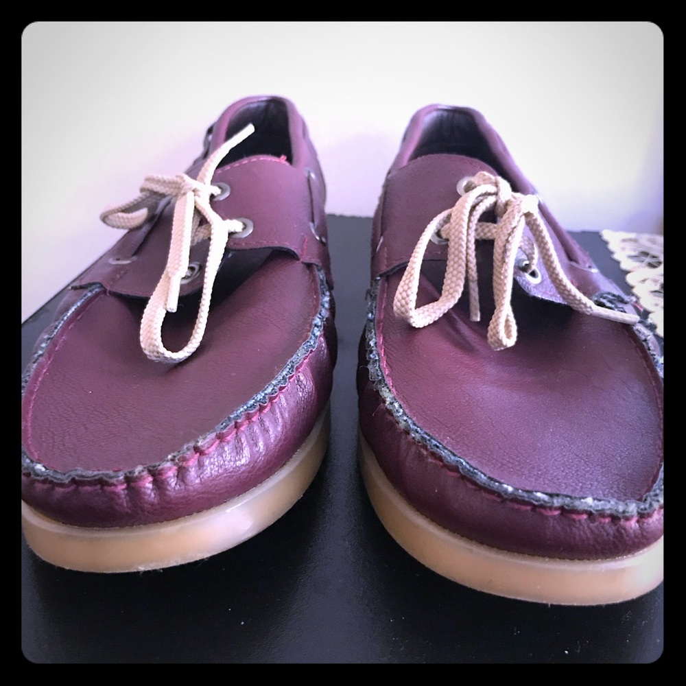 Selling summer shoes brand new summer shoes